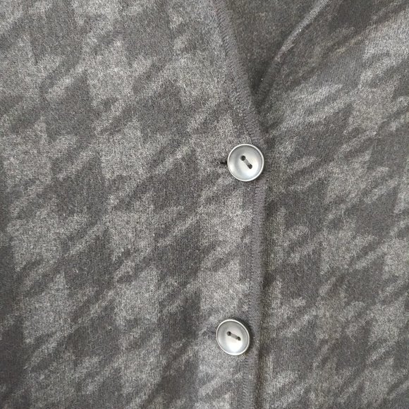 Tweeds | 100% Merino Wool Sweater | Medium - Picture 4 of 9